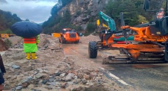 Rize-Erzurum kara yolu ulaşıma açıldı